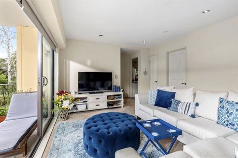 Photo of property in 5/7 The Avenue, Albany, Auckland, 0632