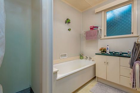 Photo of property in 49 Fox Street, Woodville, 4920