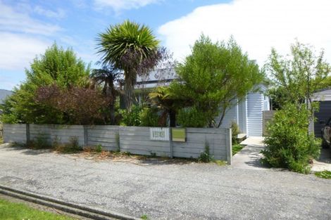 Photo of property in 156 Queen Street, Westport, 7825