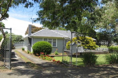 Photo of property in 48 Miller Road, Mangere Bridge, Auckland, 2022