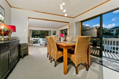 Photo of property in 2/112 Arran Road, Browns Bay, Auckland, 0630