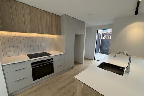 Photo of property in 2/62 Derby Street, St Albans, Christchurch, 8014