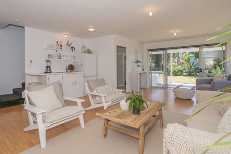 Photo of property in 656 Matarangi Drive, Matarangi, Whitianga, 3592