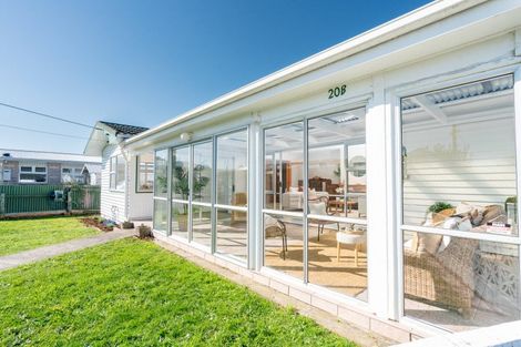 Photo of property in 20b Argentine Avenue, Miramar, Wellington, 6022