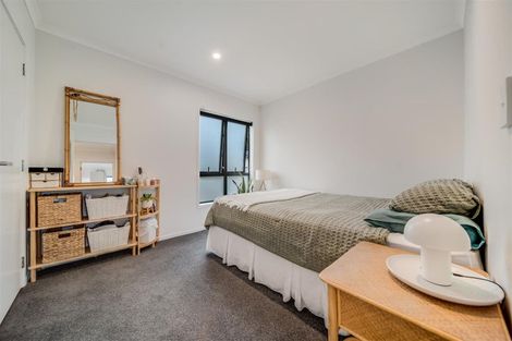 Photo of property in 10/14 Ruakiwi Road, Hamilton Lake, Hamilton, 3204