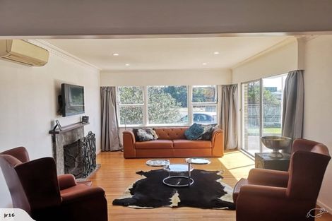 Photo of property in 596 Maunganui Road, Mount Maunganui, 3116