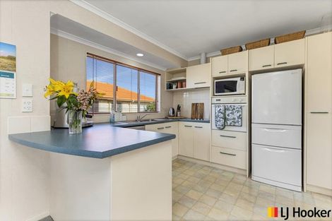 Photo of property in 14 Sandwick Drive, Weymouth, Auckland, 2103