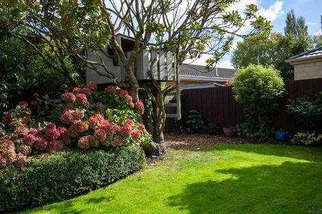 Photo of property in 4 Landsdowne Terrace, Cashmere, Christchurch, 8022