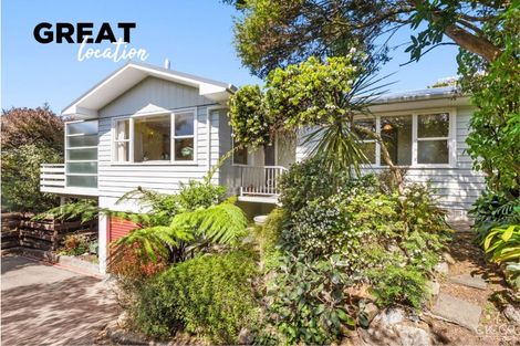 Photo of property in 10 Cedar Street, Maungaraki, Lower Hutt, 5010