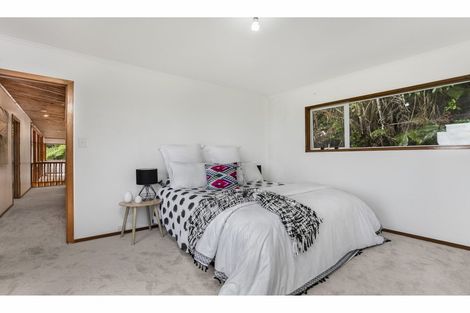Photo of property in 17 Scenic Drive, Titirangi, Auckland, 0604