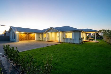 Photo of property in 4 Gage Lane, Havelock North, 4130