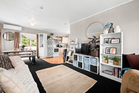 Photo of property in 18 Shelley Jane Place, Dinsdale, Hamilton, 3204