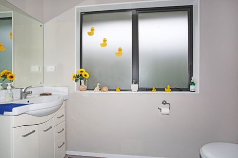 Photo of property in 15 Matai Street, Waiuku, 2123