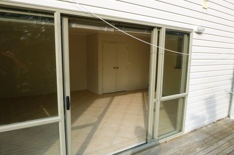 Photo of property in 57 Tiri Tiri Road, Birkdale, Auckland, 0626