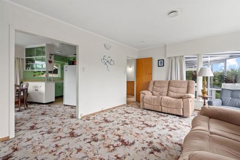 Photo of property in 5 Adams Place, Te Kamo, Whangarei, 0112