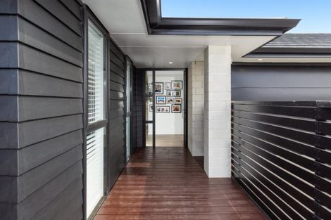 Photo of property in 4 Harding Drive, Papamoa Beach, Papamoa, 3118