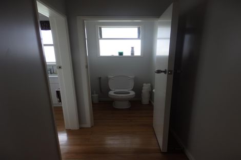 Photo of property in 281 Shakespeare Street, Leamington, Cambridge, 3432