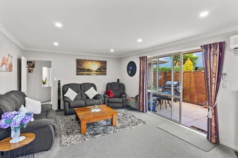 Photo of property in 10 Ropley Street, Amberley, 7410