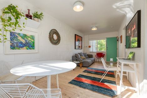 Photo of property in 12/5 Edgars Road, Westmere, Auckland, 1022