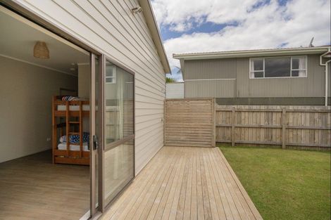 Photo of property in 37 Hornsea Road, Tairua, 3508