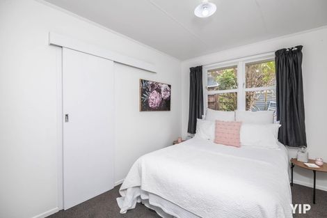 Photo of property in 11 Lenox Grove, Johnsonville, Wellington, 6037