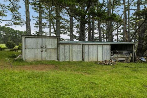 Photo of property in 458 Wairere Road, Waitakere, Henderson, 0782