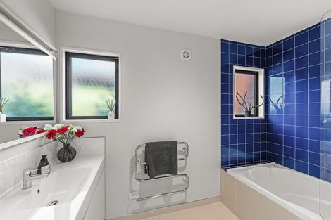 Photo of property in 77 Port Hills Road, Heathcote Valley, Christchurch, 8022