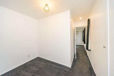 Photo of property in 28 Rhodes Drive, Kelvin Grove, Palmerston North, 4414