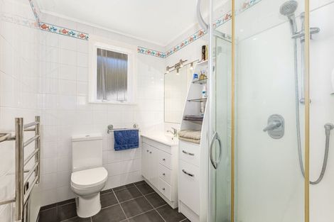 Photo of property in 3 Glen Alice Grove, Naenae, Lower Hutt, 5011