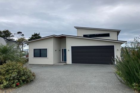 Photo of property in 9 Koru Place, Snells Beach, 0920