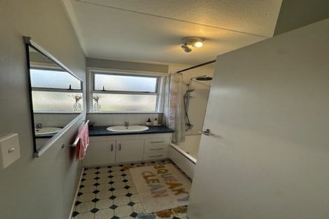 Photo of property in 16 Clematis Avenue, Pukete, Hamilton, 3200