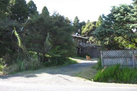 Photo of property in 206 Forest Hill Road, Waiatarua, Auckland, 0612