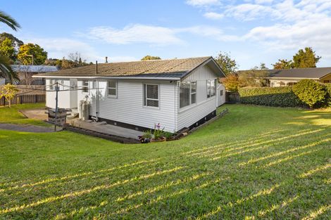 Photo of property in 1/23 Okareka Place, Pakuranga Heights, Auckland, 2010