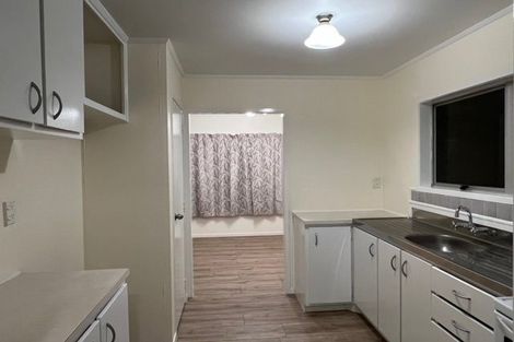 Photo of property in 36 Goodwood Drive, Goodwood Heights, Auckland, 2105