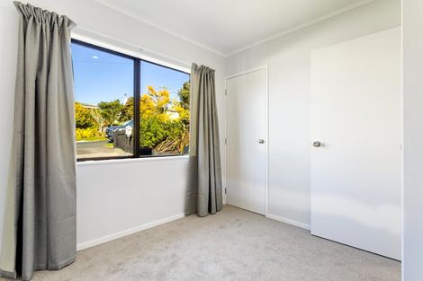 Photo of property in 1/63 Beaubank Road, Kelston, Auckland, 0602