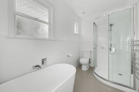 Photo of property in 1/23 Okareka Place, Pakuranga Heights, Auckland, 2010