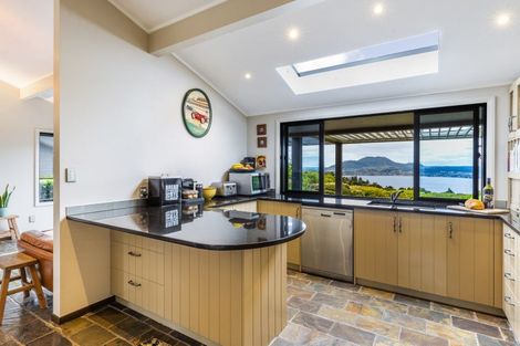 Photo of property in 15 Cameron Drive, Acacia Bay, Taupo, 3385