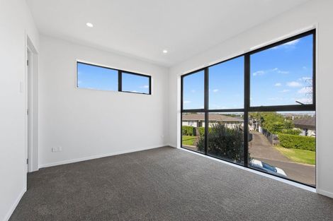 Photo of property in 12 Finn Place, Mount Wellington, Auckland, 1060