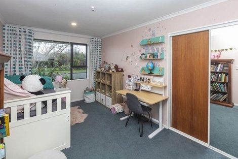 Photo of property in 58 Hewitts Road, Woodend, 7610