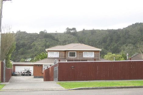 Photo of property in 15 Tawhai Street, Stokes Valley, Lower Hutt, 5019