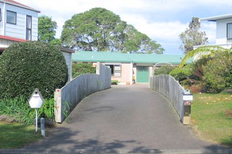 Photo of property in 169 Durrant Drive, Whangamata, 3620