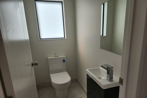Photo of property in 2/43 Ranui Avenue, Ranui, Auckland, 0612