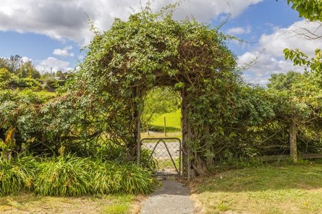 Photo of property in 36 Tamumu Road, Waipawa, 4210