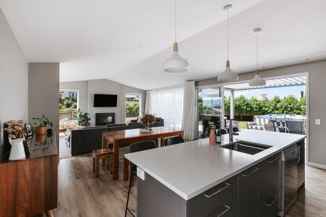 Photo of property in 19 Stingray Drive, Omokoroa, 3114