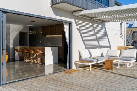 Photo of property in 2 Taeore Lane, Raglan, 3225