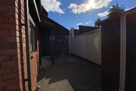 Photo of property in 240b Devonport Road, Tauranga, 3110
