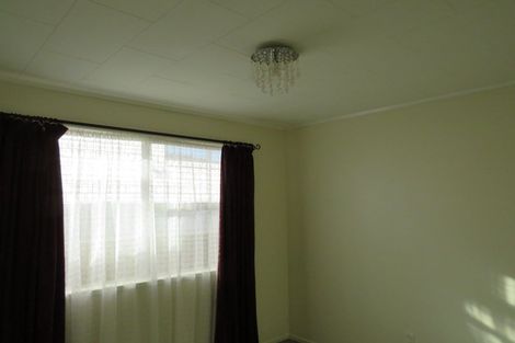 Photo of property in 4 Carbery Place, Manurewa, Auckland, 2102