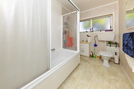 Photo of property in 1/14 Great South Road, Manurewa, Auckland, 2102