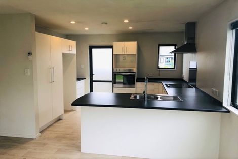 Photo of property in 98 Third View Avenue, Beachlands, Auckland, 2018