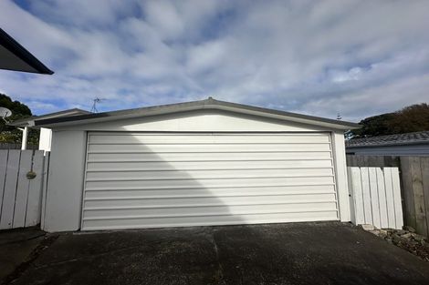 Photo of property in 8 Dennis Road, Papatoetoe, Auckland, 2025